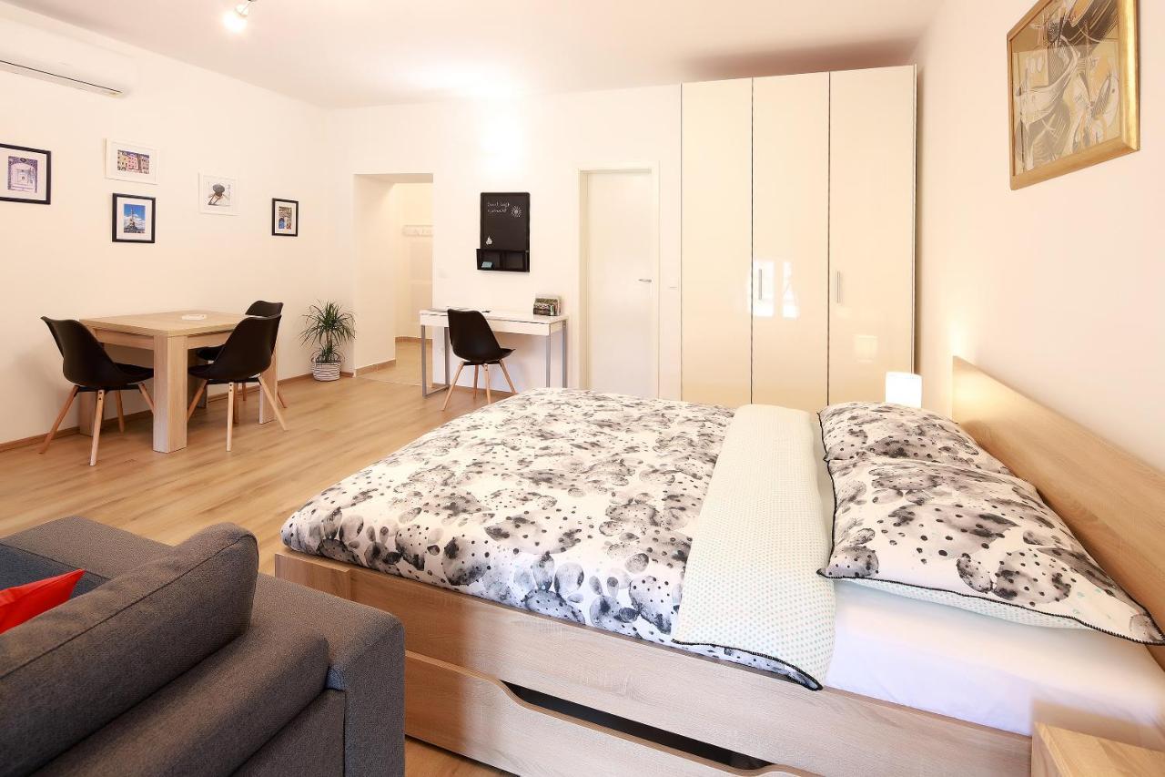 Sweet Loft Apartment "Blue" In Rijeka Center Екстериор снимка