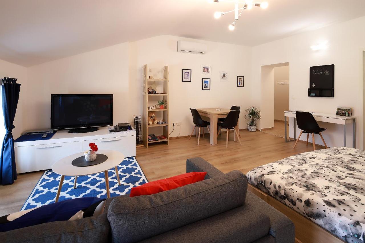 Sweet Loft Apartment "Blue" In Rijeka Center Екстериор снимка